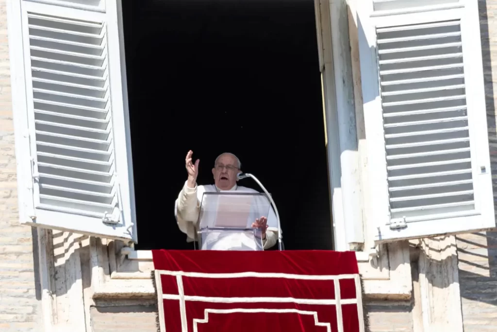 Papa Francisco insiste en que la guerra “es siempre inútil”