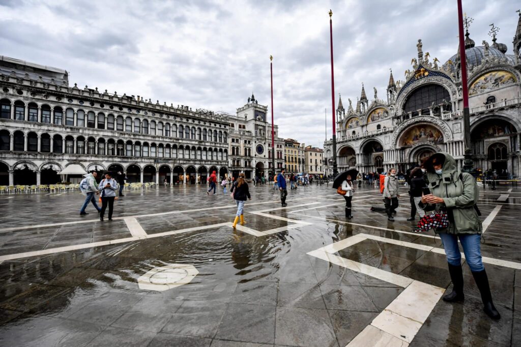 Venecia con mas  de 250 mil turistas en un mes