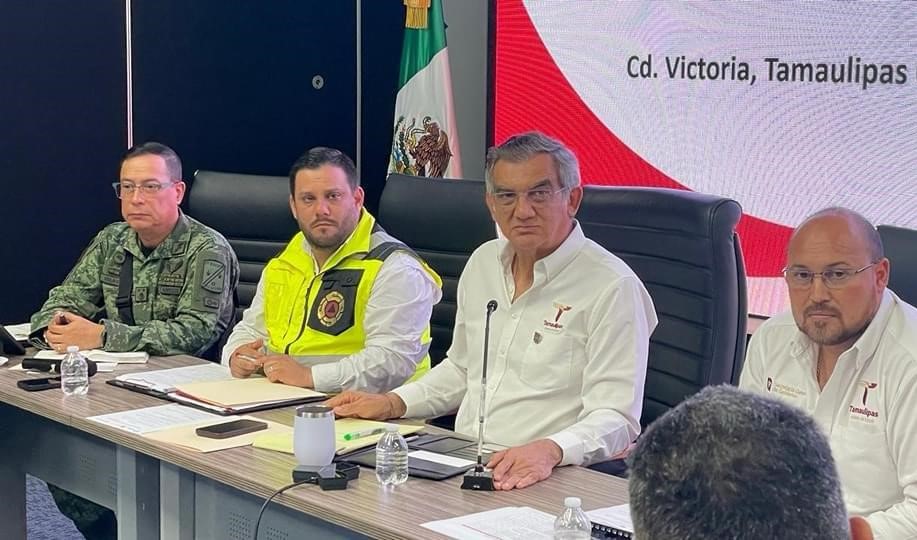 Américo Villarreal Anaya pide no relajar las medidas ante la posible llegada del “BERYL”