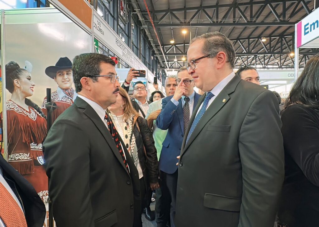 Participa la UAT en la feria del libro de la UNAM, la FILUNI 2024