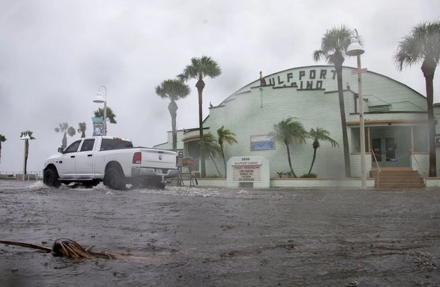 Alertan por nuevo Huracán en Florida EU