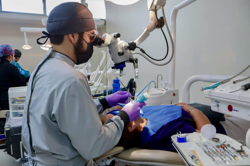 La UAT es referente en clínicas de salud dental con servicios de calidad y bajo costo