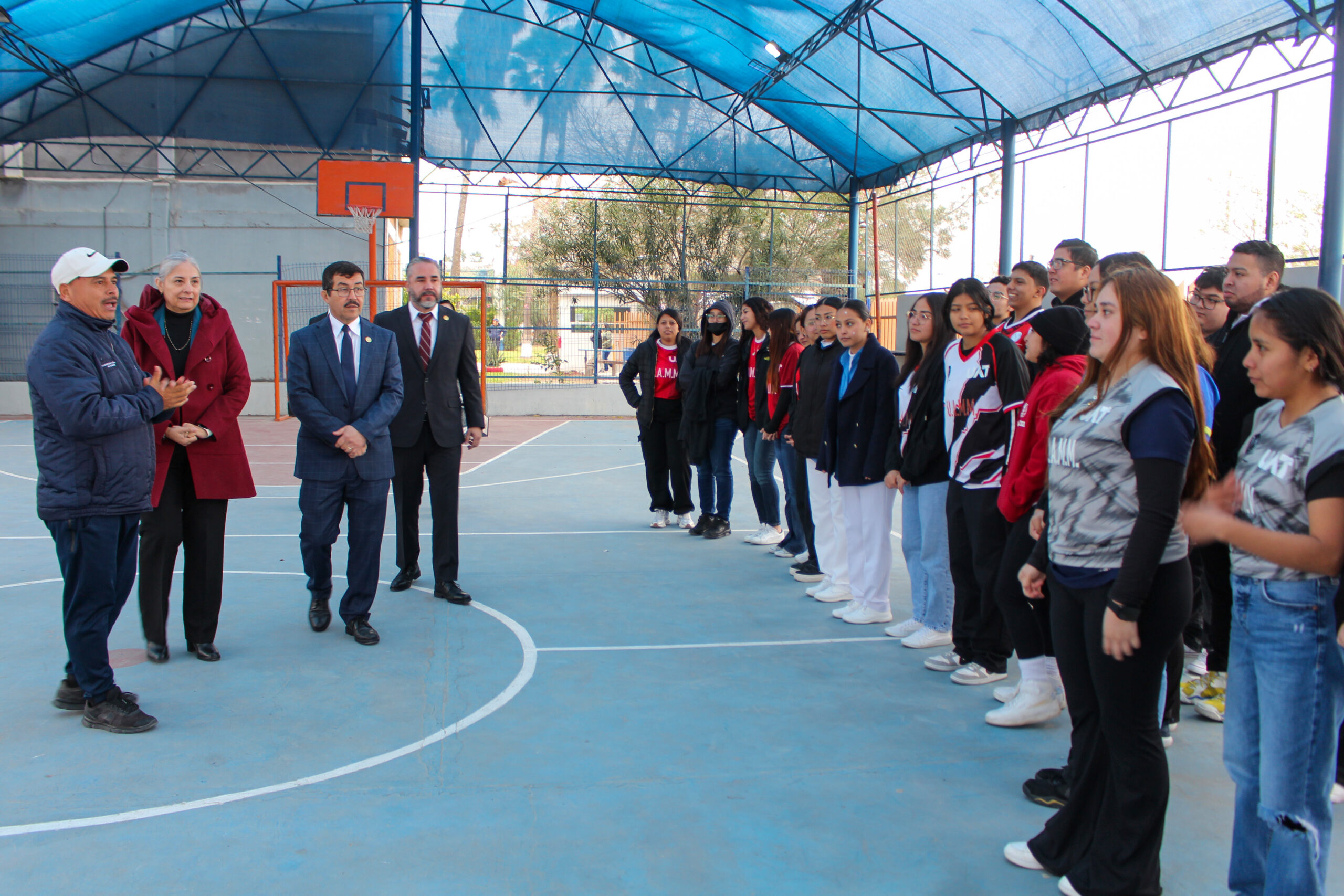 Rector de la UAT sostiene encuentro con estudiantes de la UAM Matamoros