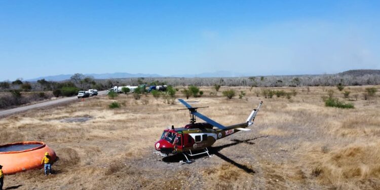 Atacan por aire incendio en Güémez